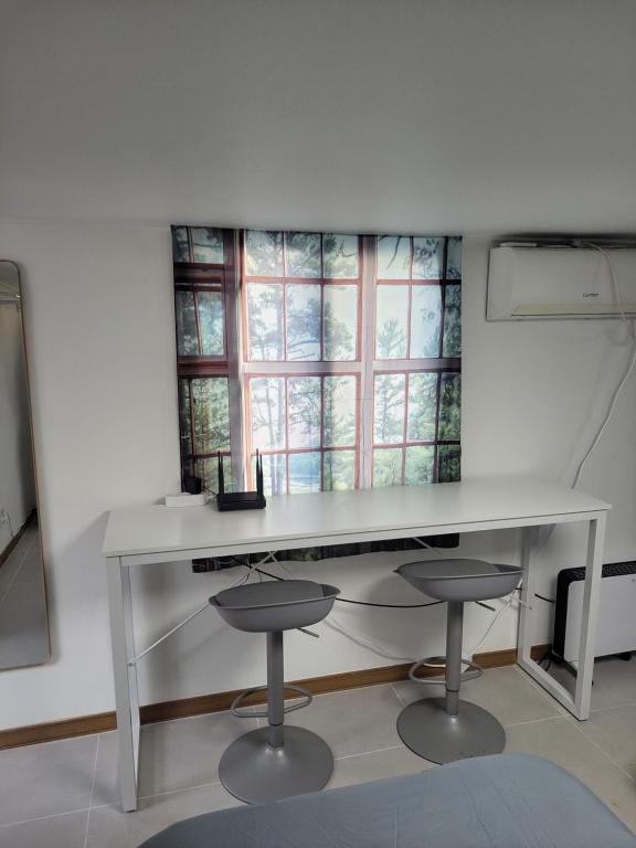 Cozy Rooftop View #12