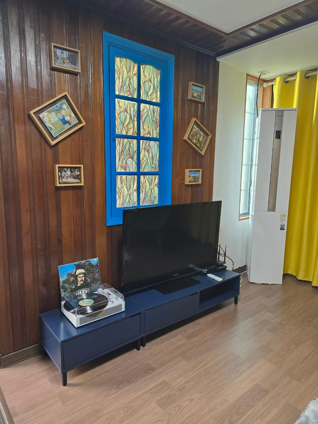 Stylish and Modern New Home #14