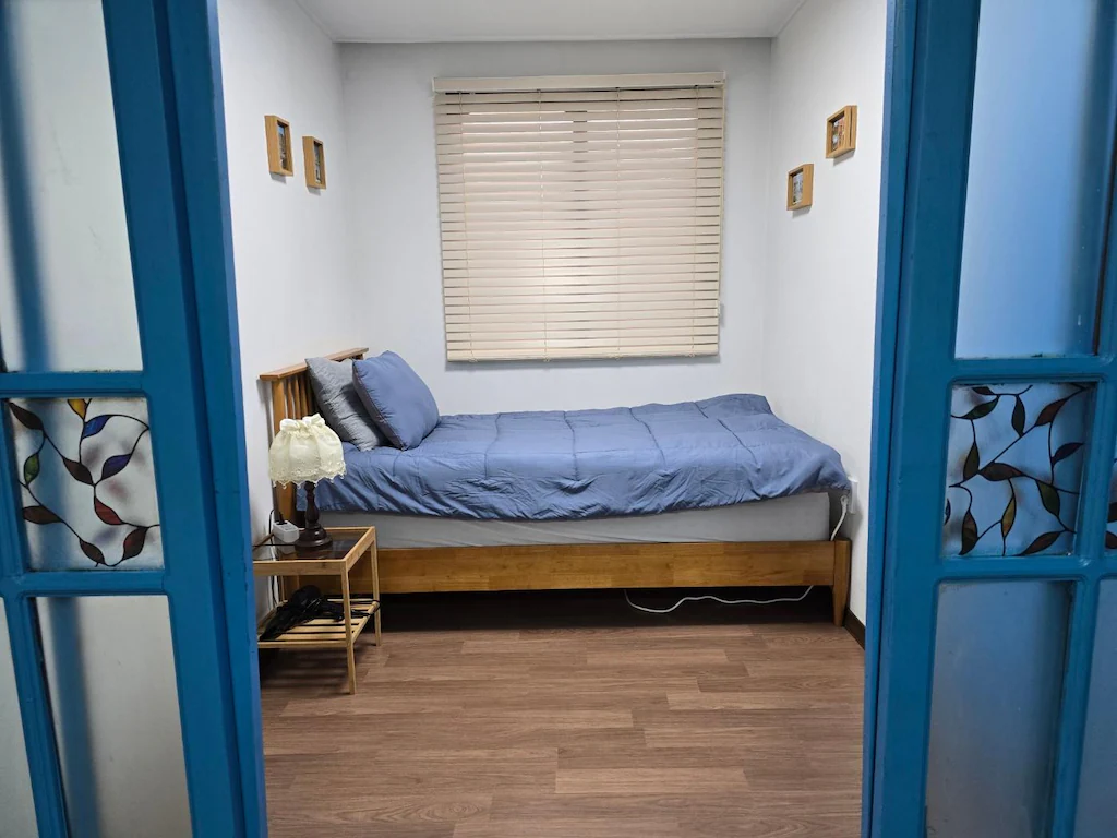 Stylish and Modern New Home #14