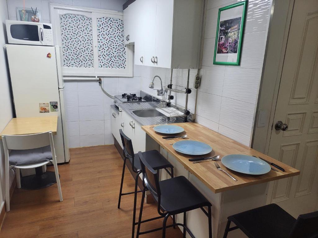 Hidden Gem 2BR with Private Patio in HBC