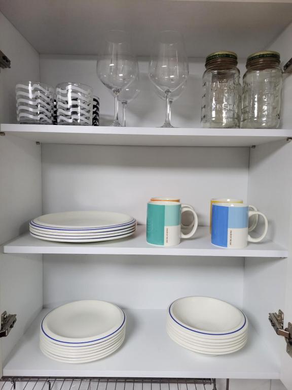 Spacious Master Suite - Modern 2BR in HBC